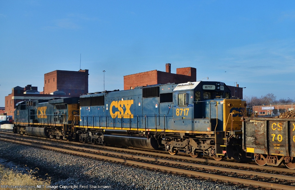 CSX 8717